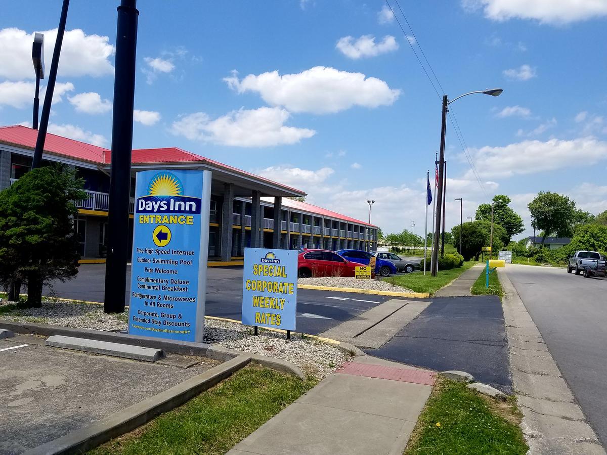 Days Inn By Wyndham Richmond Exterior photo